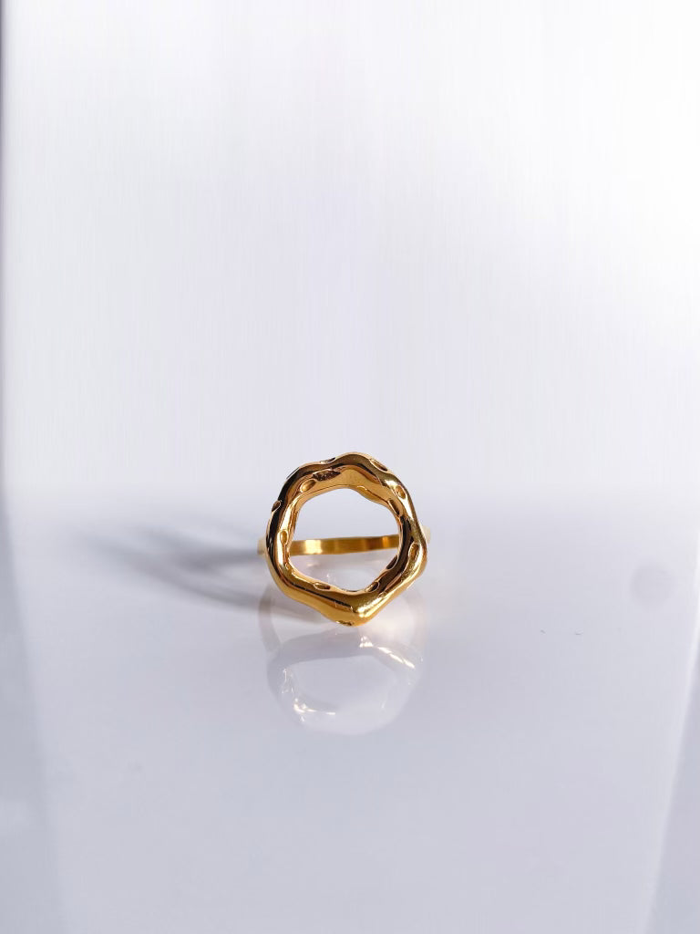 Oasis Ring