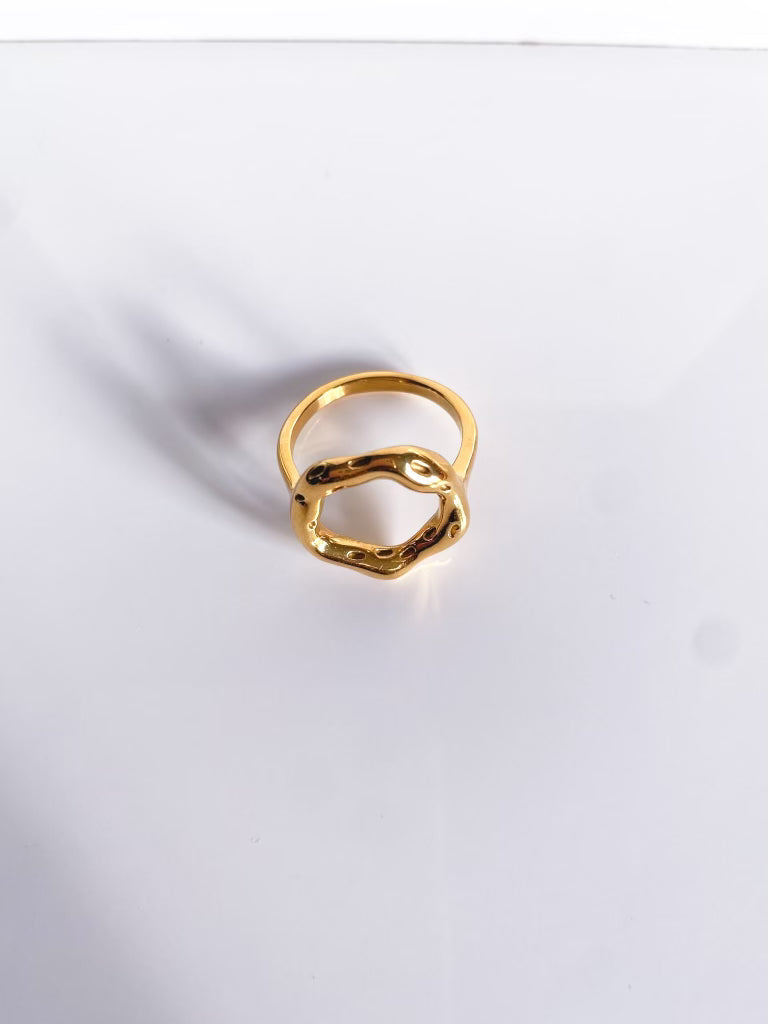 Oasis Ring