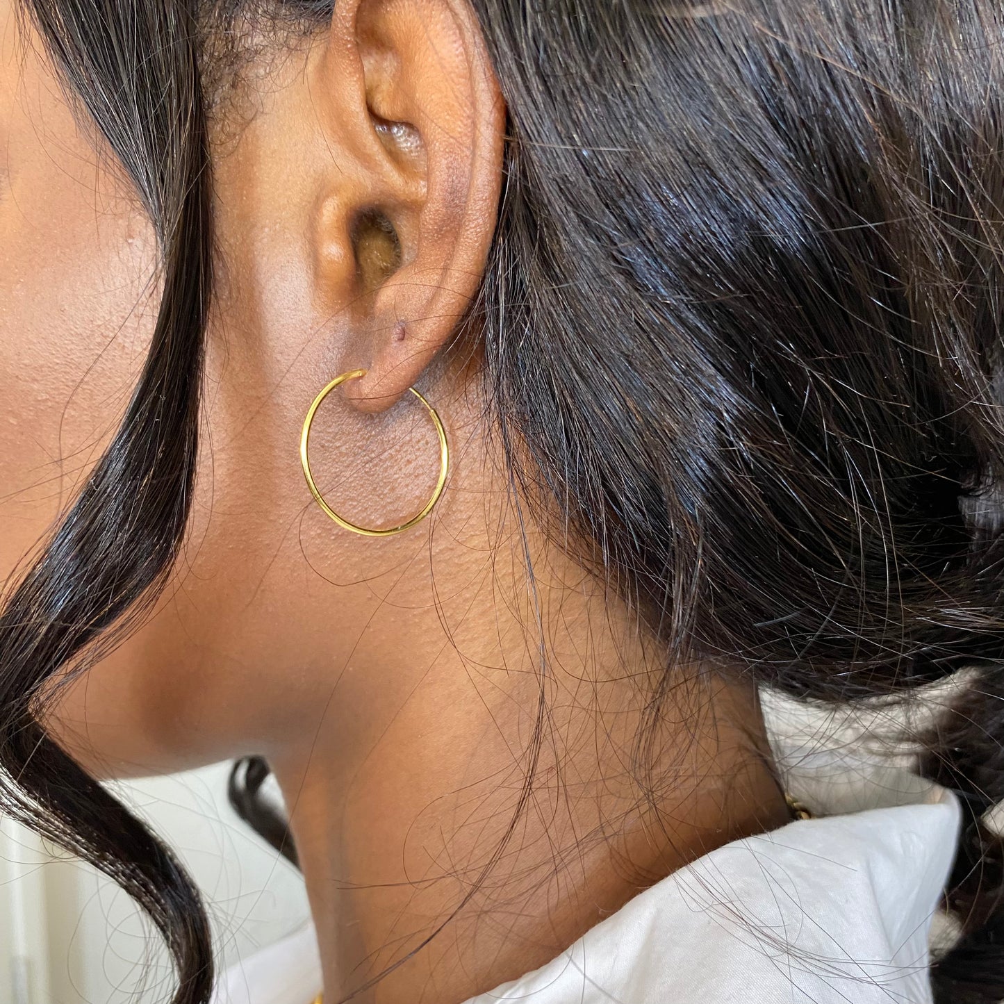 Lala Thin Hoop Earrings
