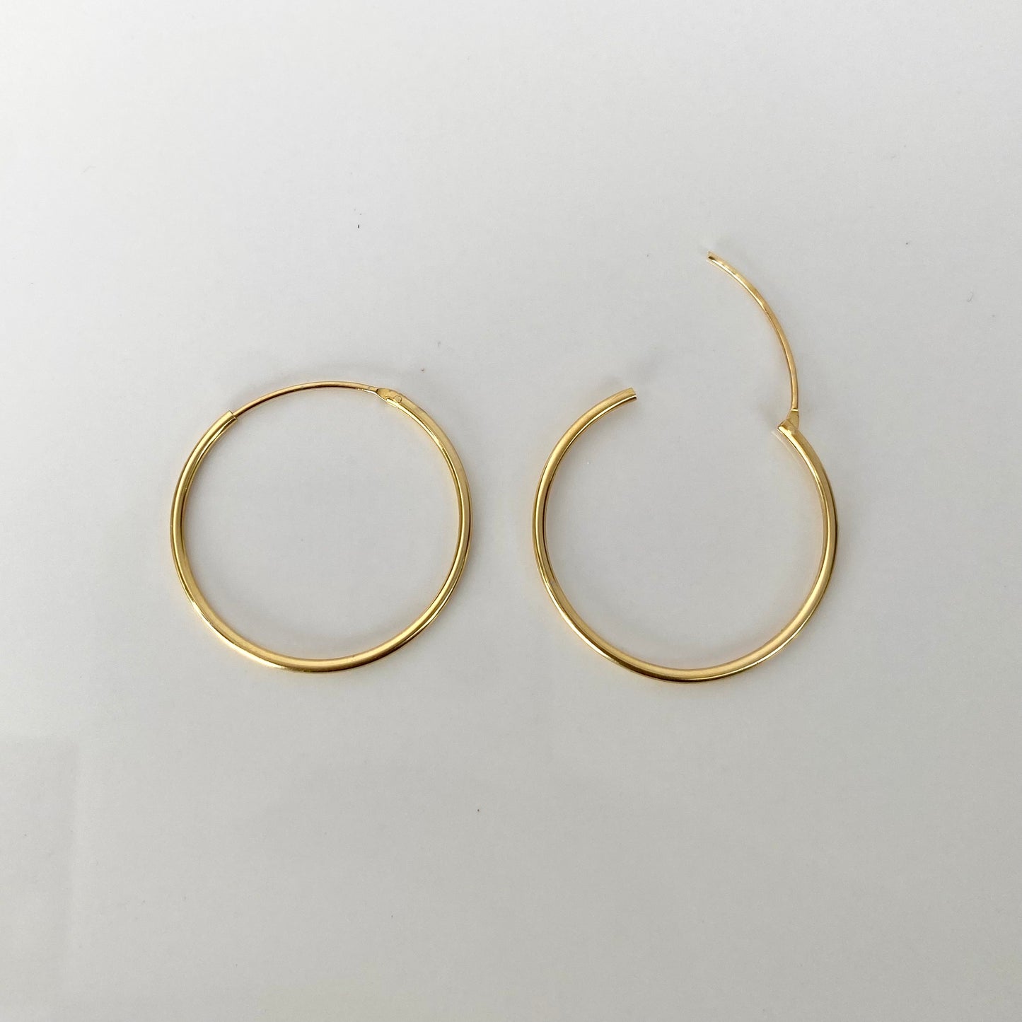 Lala Thin Hoop Earrings