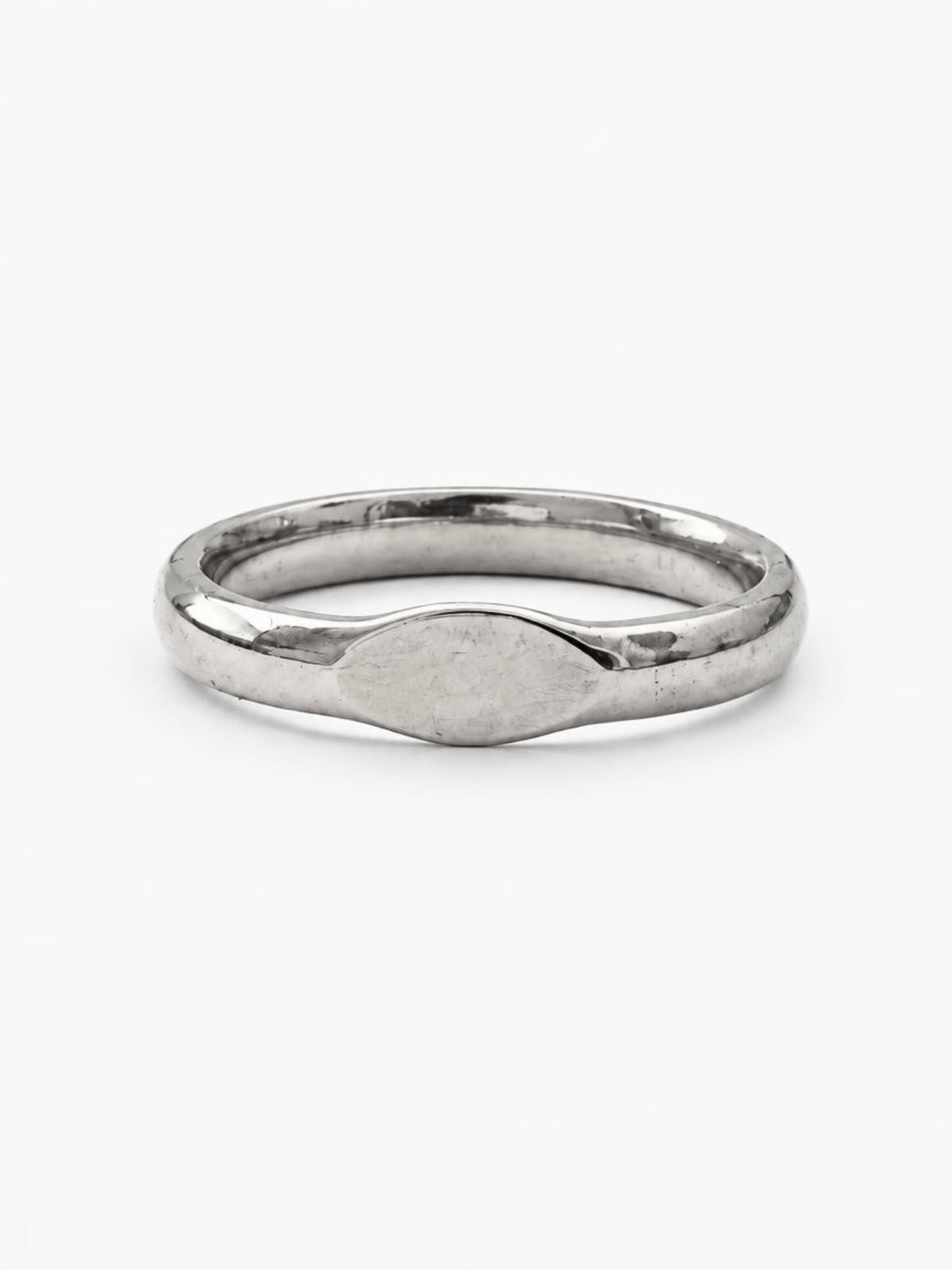 Elle Ring