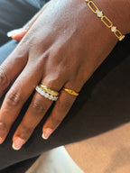 Elle Ring